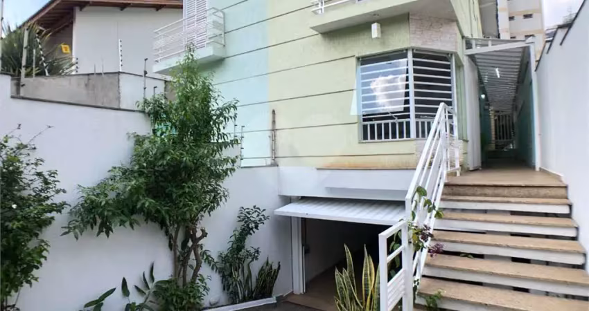 Casa com 3 quartos à venda na Rua Caitezal, Santana, São Paulo