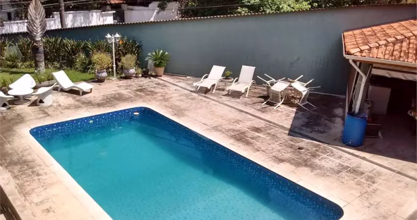 Casa com 5 quartos à venda na Rua do Horto, Horto Florestal, São Paulo