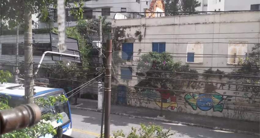 Prédio à venda na Rua Francisca Júlia, Santana, São Paulo