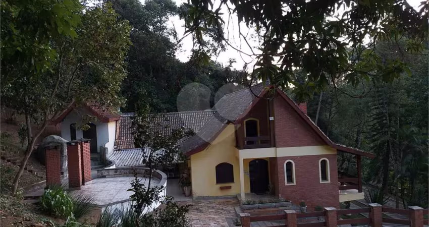 Casa com 6 quartos à venda em serra da cantareira - sp