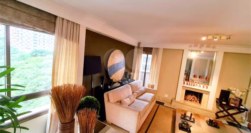 Apartamento alto padrão  à venda no Jardim Paulista