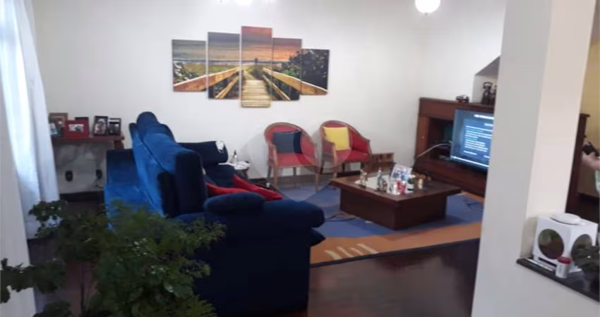 casa com 5 dormitórios e  churrasqueira