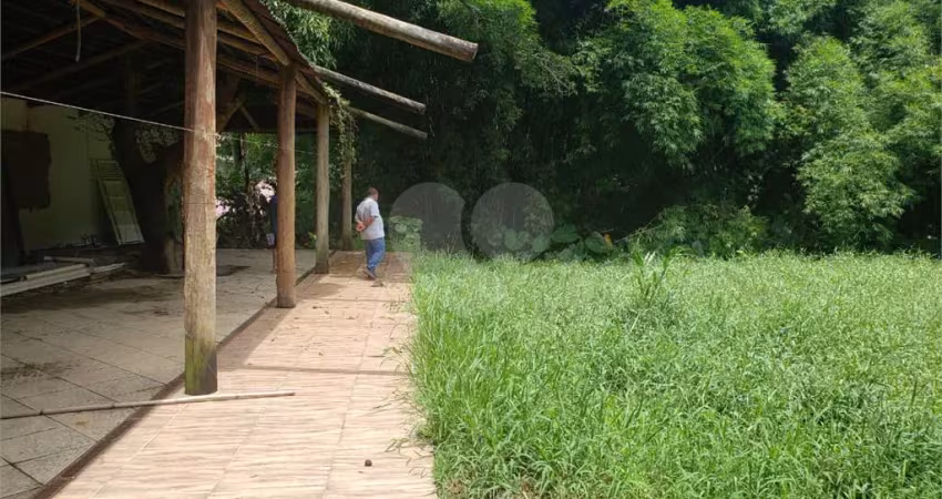 Terreno à venda na Aperema, Horto, São Paulo