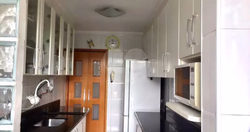 Maravilhoso apartamento em  um dos melhores condomínios da zona Norte e próximo ao Metrô Tucuruvi!