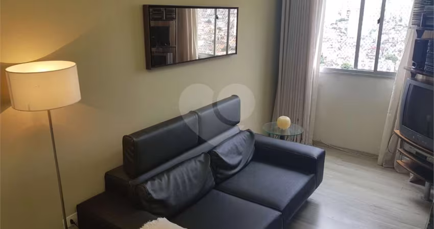 Apartamento 2 dormitórios - Casa Verde