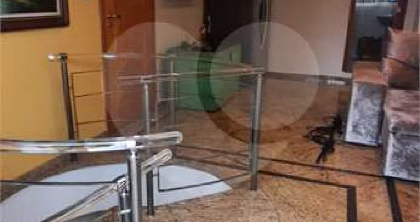 Cobertura no coração da Agua Fria