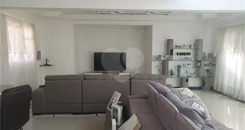 Casa com 4 quartos à venda na Avenida Dom Carmine Rocco, City América, São Paulo