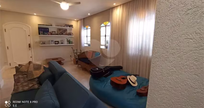 Casa com 4 quartos à venda na Rua Alexandrina, Tremembé, São Paulo