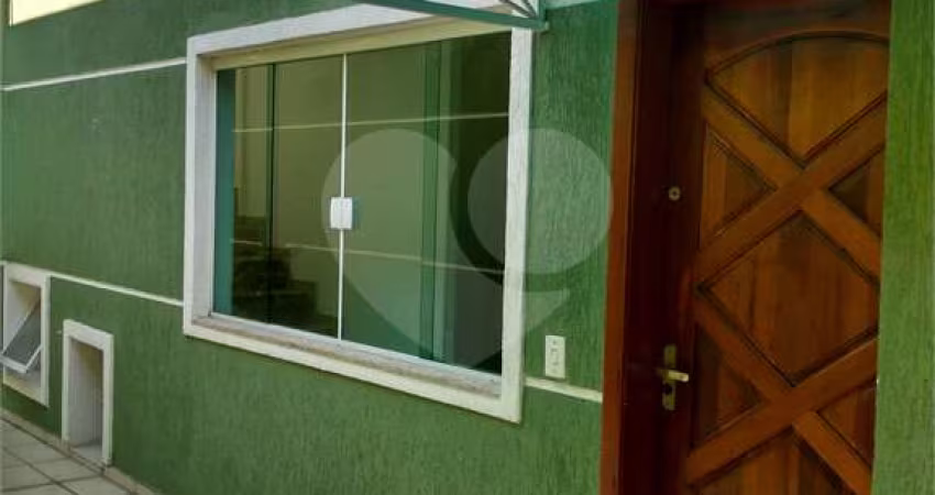 Condomínio novo no Lauzane com duas suítes e uma vaga