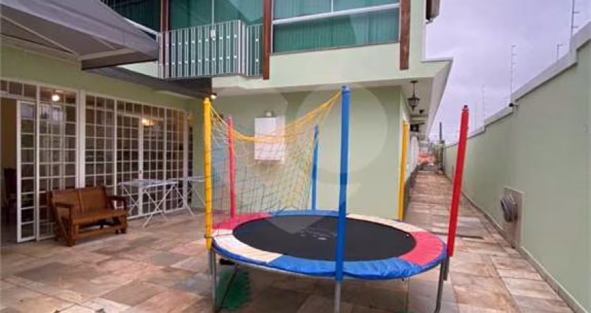 Excelente sobrado na Parada Inglesa, 4 dormitórios 2 suítes e 7 vagas