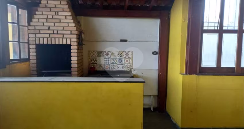 Casa Térrea - Condomínio - Santa  Terezinha - SP