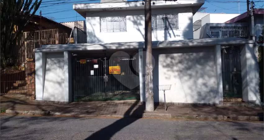 Casa com 3 quartos à venda na Rua Pepiguari, Alto da Lapa, São Paulo