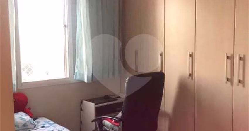 Apartamento 2 dorms, 2 vagas, próximo ao metrô.