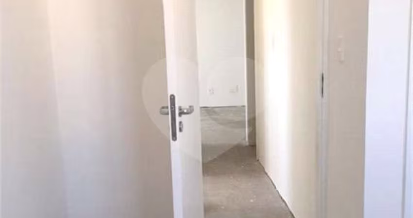 3 dormitórios condomínio clube