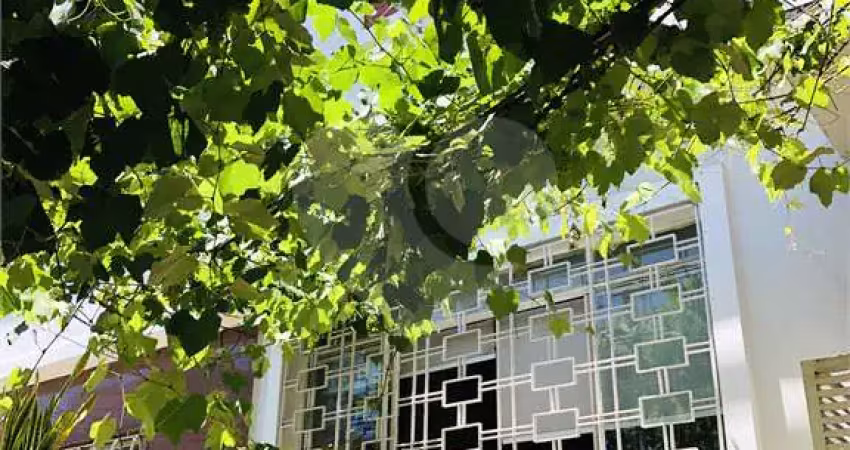 Casa com 3 quartos à venda na Rua Francisca Júlia, Santana, São Paulo