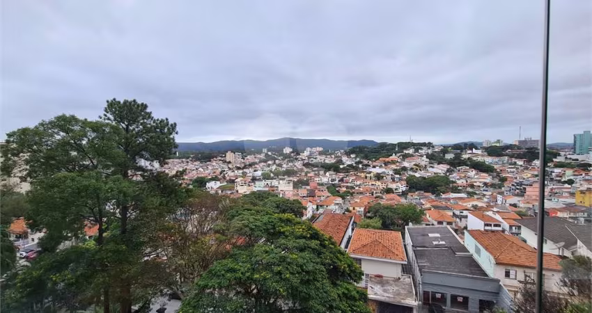 Apartamento com 4 quatos mais escritorio.