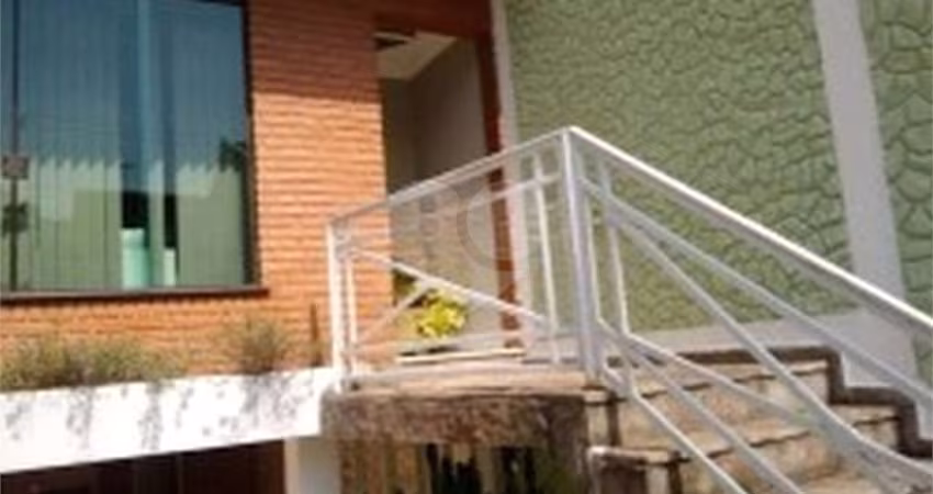 Sobrado com 3 dormitórios sendo 1 suíte, 4 vagas na Vila Formosa