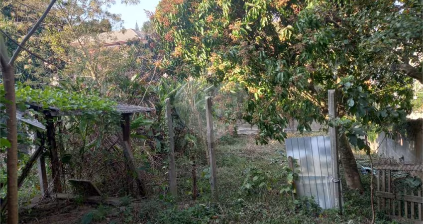 Terreno à Venda - 450 metros. Vila Albertina