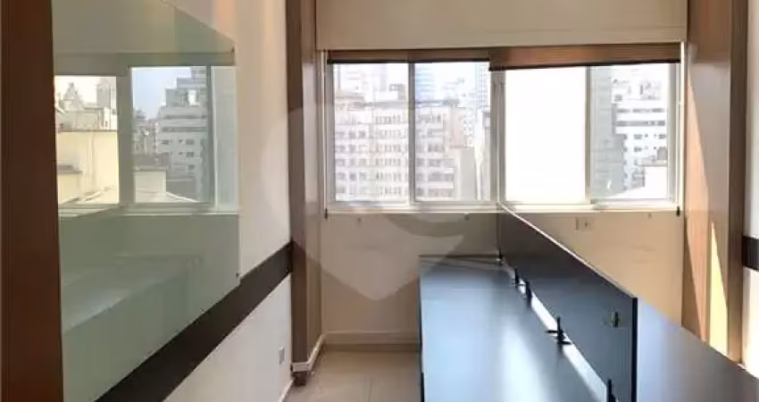 APARTAMENTO COMERCIAL  COM 4 SALAS 108m² NA BELA VISTA