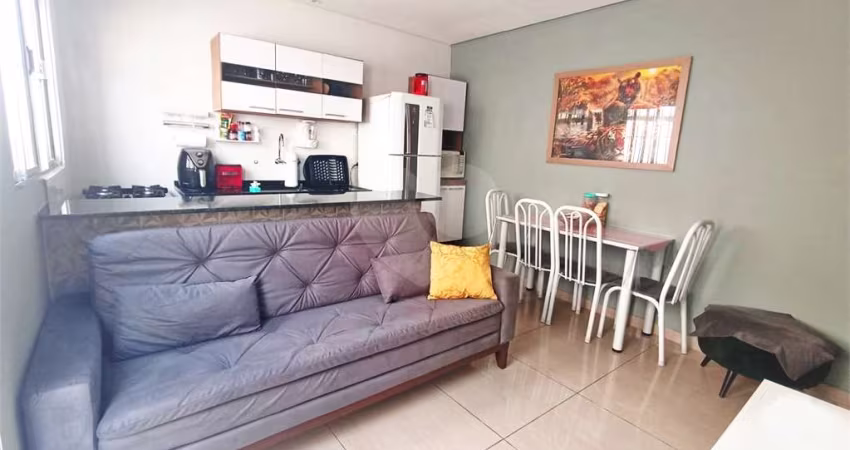casa Térrea 12 minutos pra o Metrô