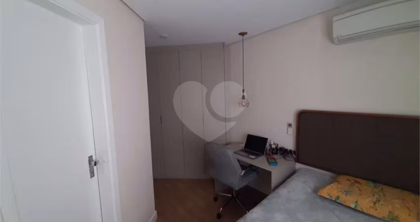 Apartamento-São Paulo-SANTANA | Ref.: REO654273