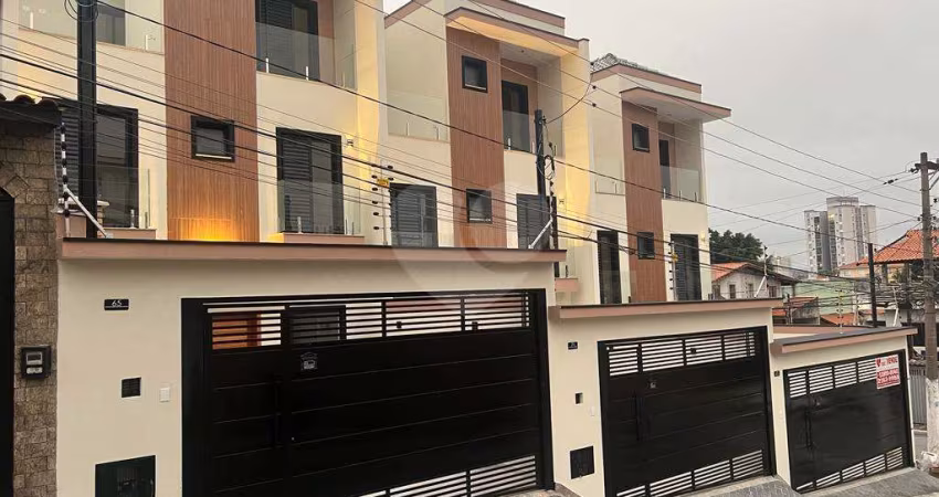 Lindo sobrado novo, bairro Parque Vitoria