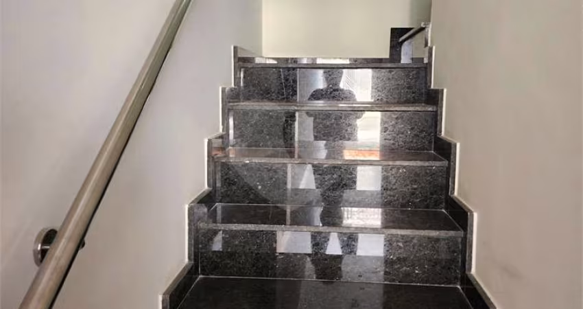 VENDE-SE EXCELENTES SOBRADOS MODERNOS E SOFISTICADOS/BAIRO DOMANDAQUI