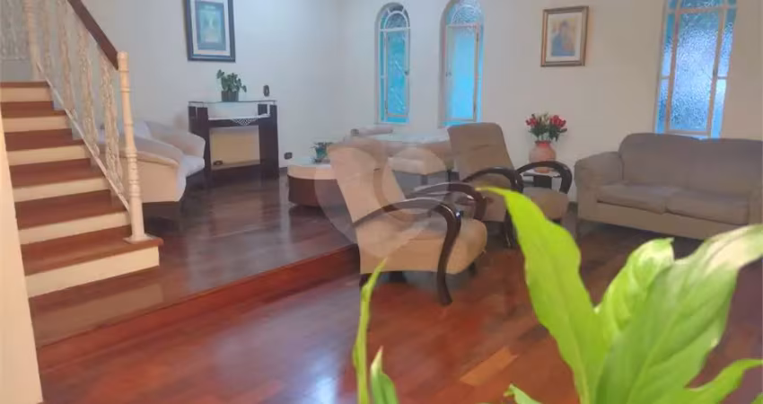 Casa com 3 quartos à venda na Trajano De Morais, Horto Florestal, São Paulo