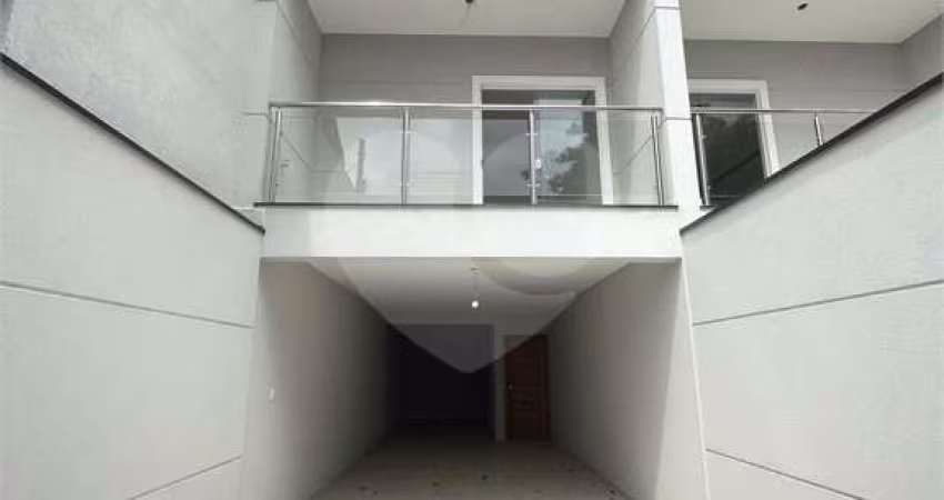 Lindo sobrado á venda no Tucuruvi, 3 quartos, 3 suítes, 4 banheiros e 3 vagas.