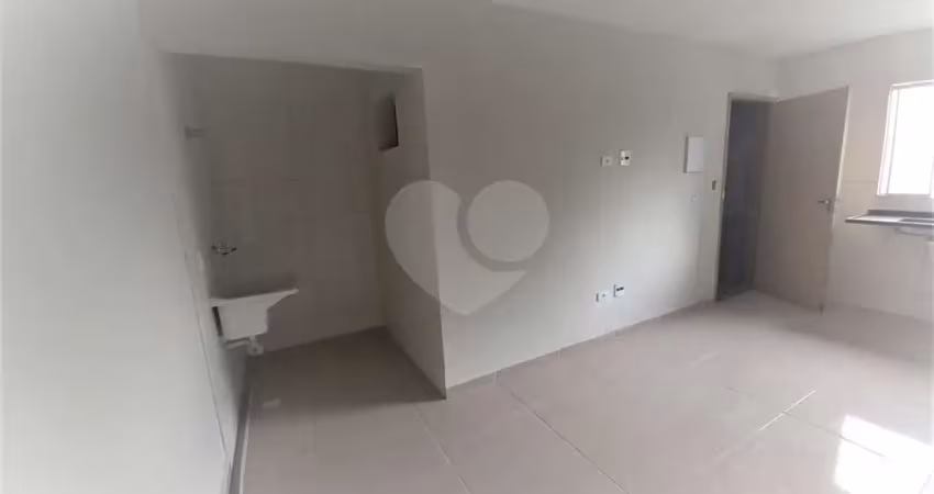 Apartamentos novos em condomínio fechado no bairro parque edú chaves.