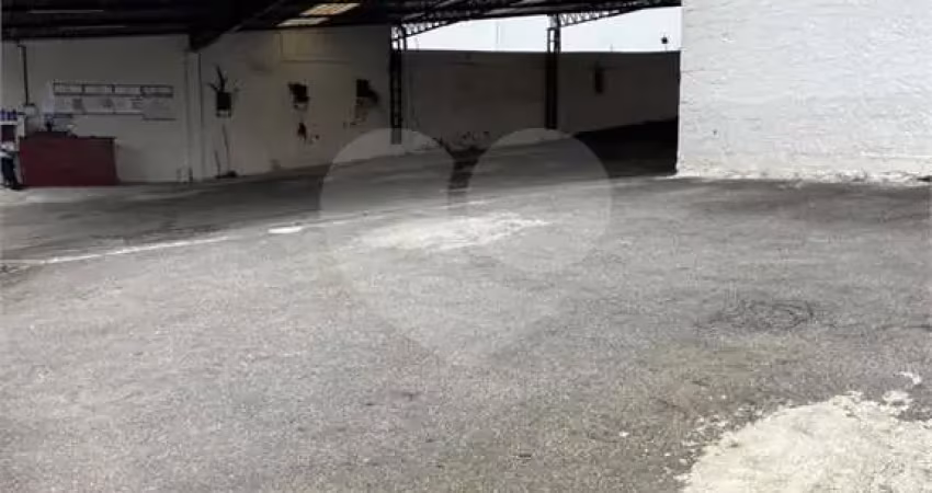 Terreno à venda na Rua Iquiririm, Butantã, São Paulo