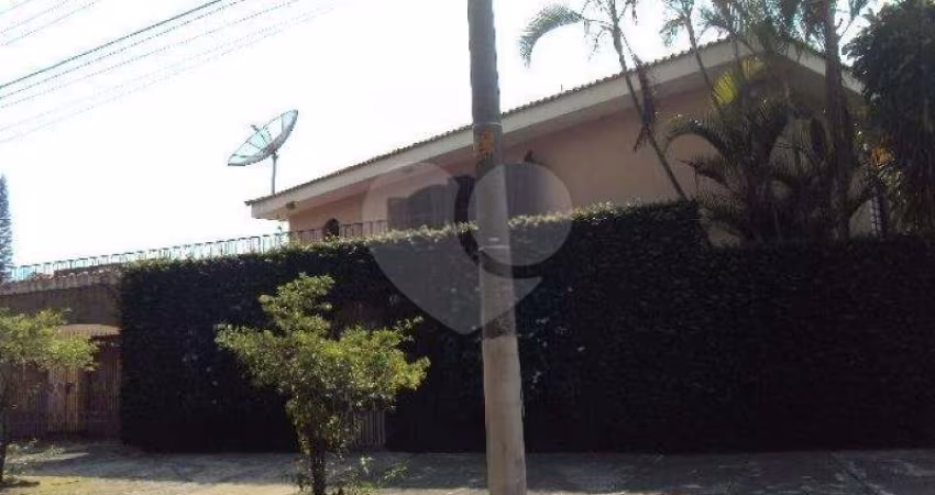 Sobrado Jardim França | 370m² | 4 Suítes | 4 Vagas | Excelente Localização