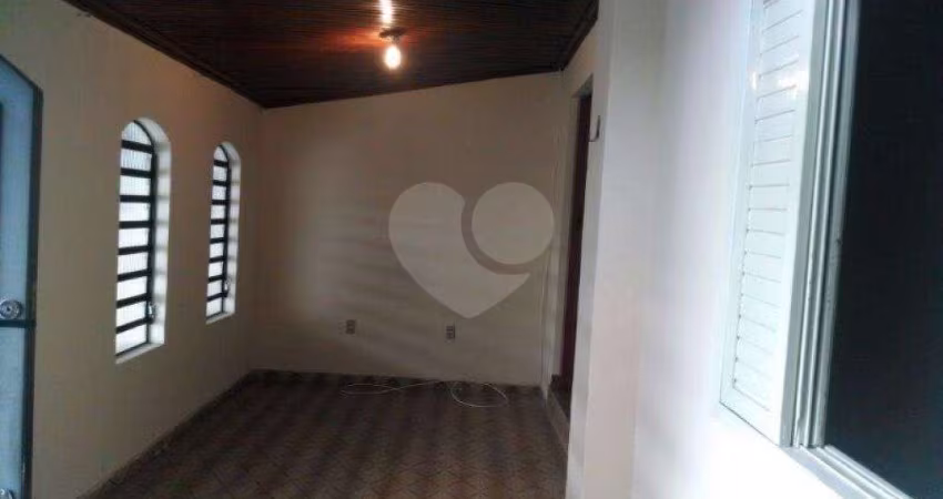 CASA COM 2 MORADIAS INDEPENDENTES A VENDA NO JARDIM TREMEMBÉ - 3 DORMITÓRIOS E 1 VAGA DE GARAGEM