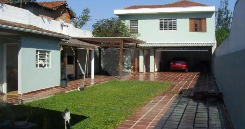 CASA TÉRREA COM 2 MORADIAS INDEPÉNDENTES A VENDA  NO TREMEMBÉ