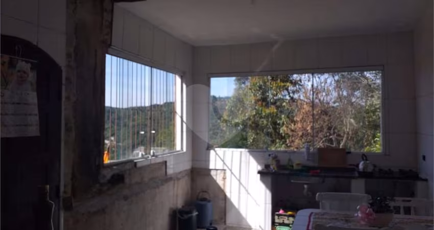 CASA NA SERRA DA CANTAREIRA