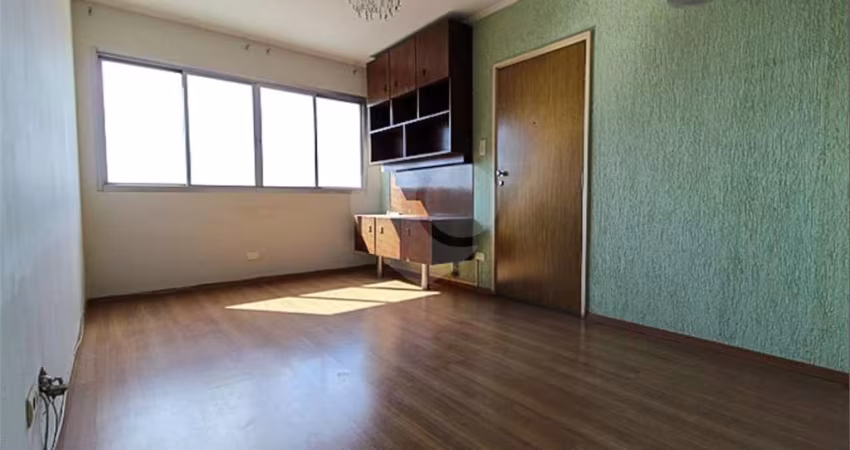 Apartamento-São Paulo-LAPA | Ref.: REO832902