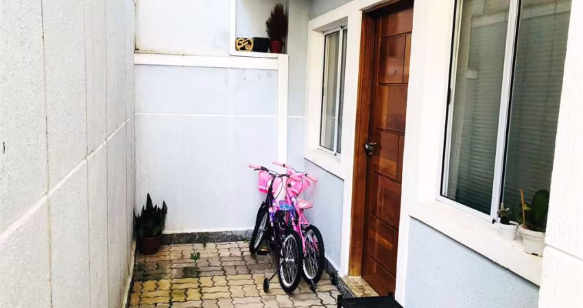 Casa a venda no Jaçanã próximo ao Bergamini, com 2 suítes e 1 vaga na garagem, totalmente mobiliada!