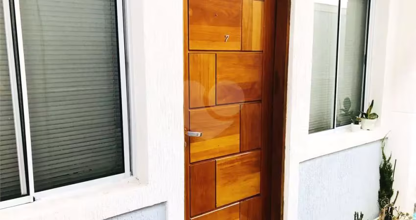 Casa em condomínio fechado com 2 quartos à venda na Rua Irmã Emerenciana, Jaçanã, São Paulo