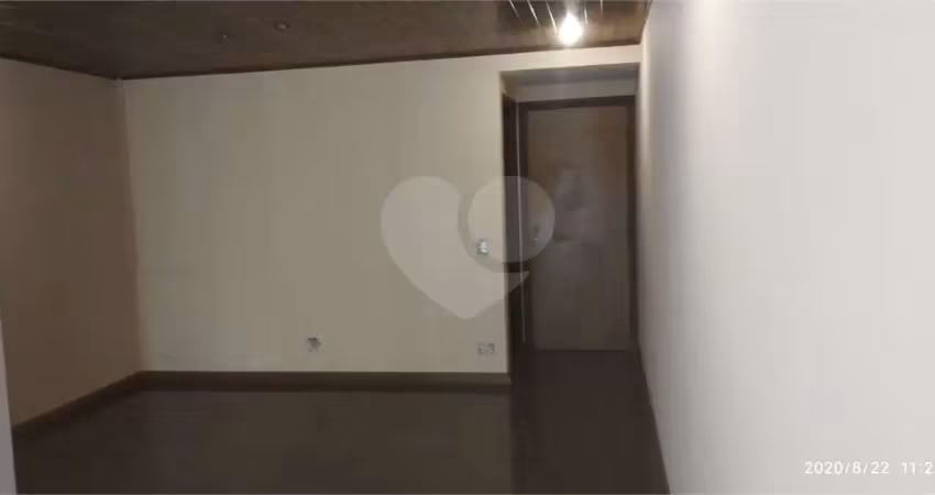 Apartamento-São Paulo-SANTANA | Ref.: REO547980