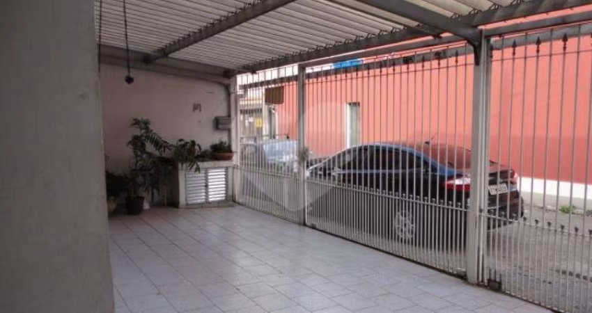 Casa de Vila com 7 dormitórios em Pinheiros COM RENDIMENTO DE ALUGUEL VIGENTE