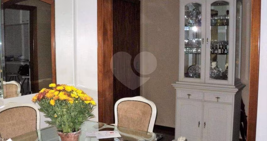 Oportunidade Imperdível. Apartamento com Vista Privilegiada da Serra da Cantareira