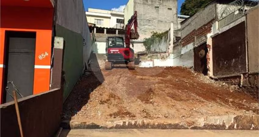 TERRENO EM ZONA COMERCIAL