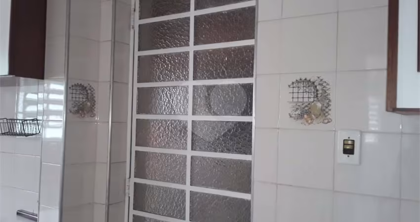 Sobrado Residencial/Comercial  à venda em PINHEIROS com 90 m²