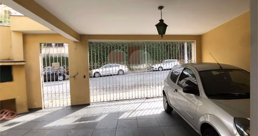 Amplo sobrado próximo a Padaria Paris - Jardim França