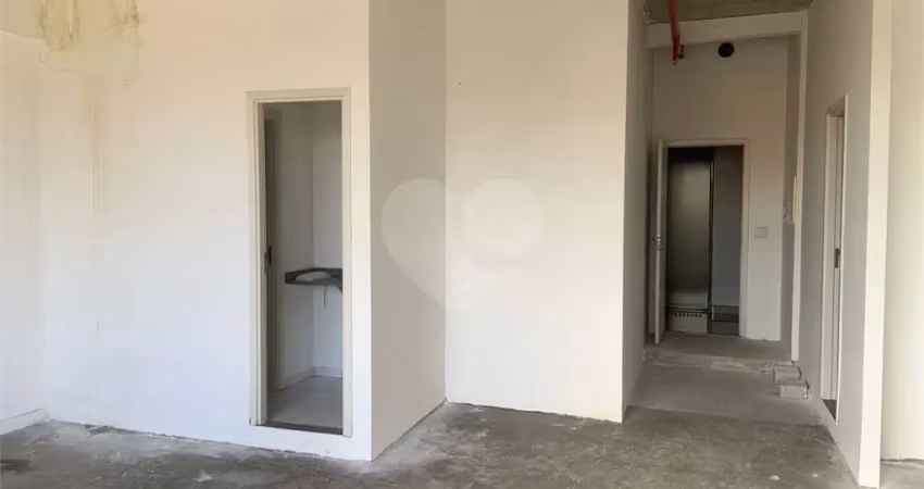 Sala comercial à venda na Avenida Anápolis, Alphaville, Barueri