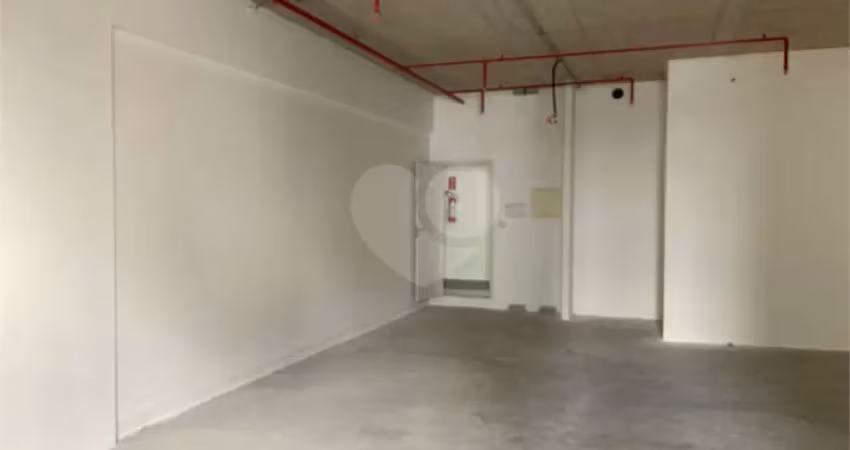 Sala comercial à venda na Avenida Anápolis, Alphaville, Barueri