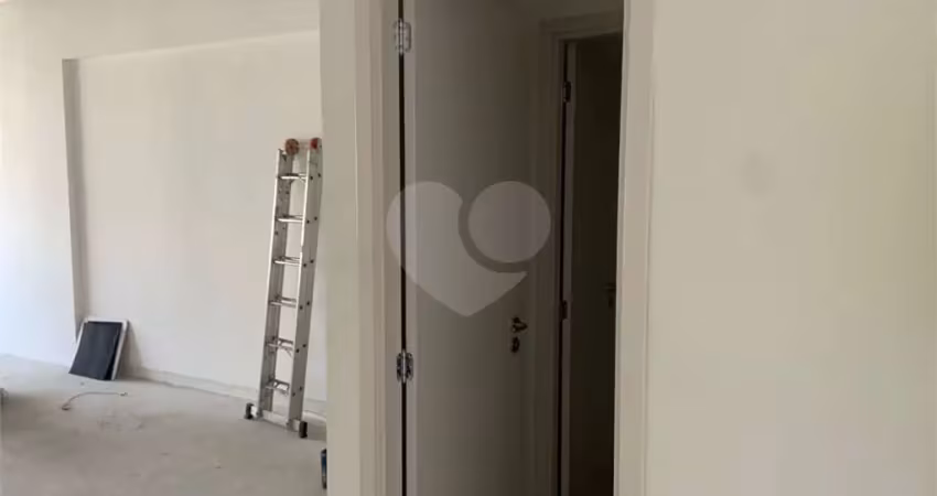 Sala comercial à venda na Avenida Anápolis, Alphaville, Barueri
