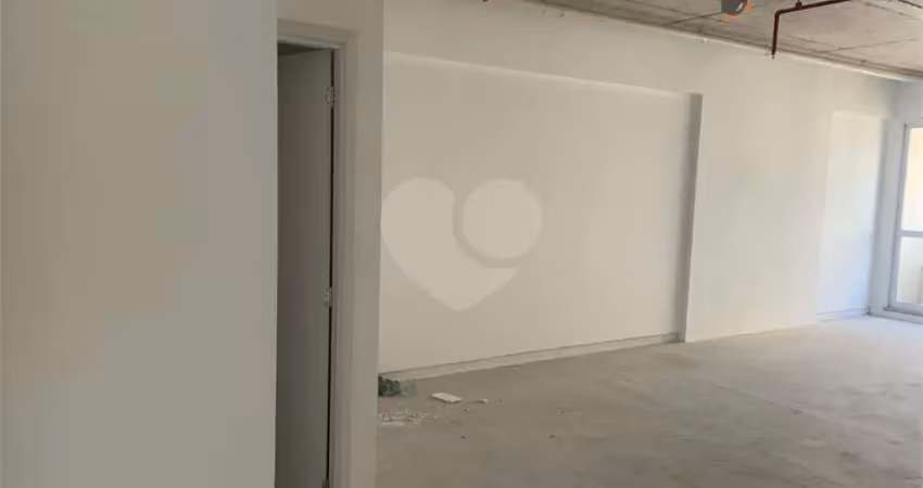 Sala comercial à venda na Avenida Anápolis, Alphaville, Barueri