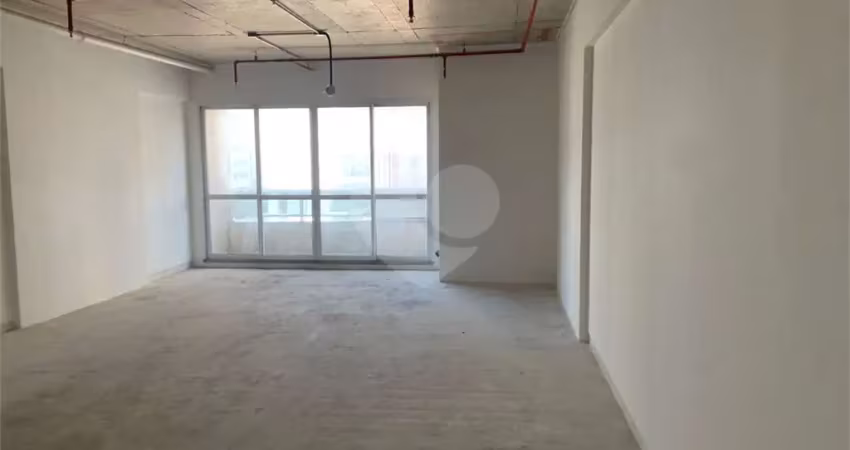 Sala comercial à venda na Avenida Anápolis, Alphaville, Barueri