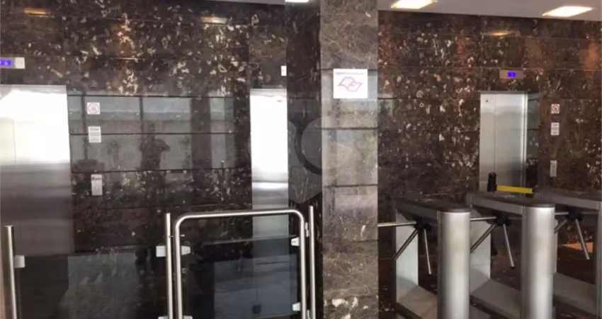 Sala comercial à venda na Rua Voluntários da Pátria, Santana, São Paulo